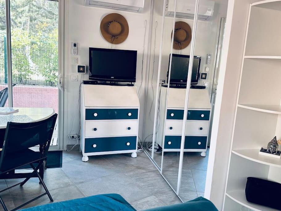 Moderne Mini Maison Lezignan-Corbieres Luaran gambar